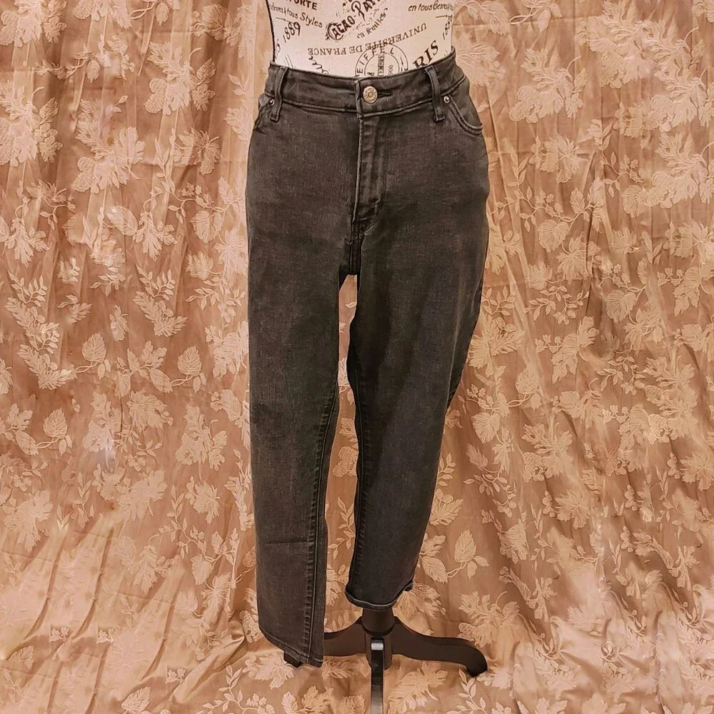 Levi's 711 Skinny Jeans, Size 33, Gently Used - Picture 1 of 6